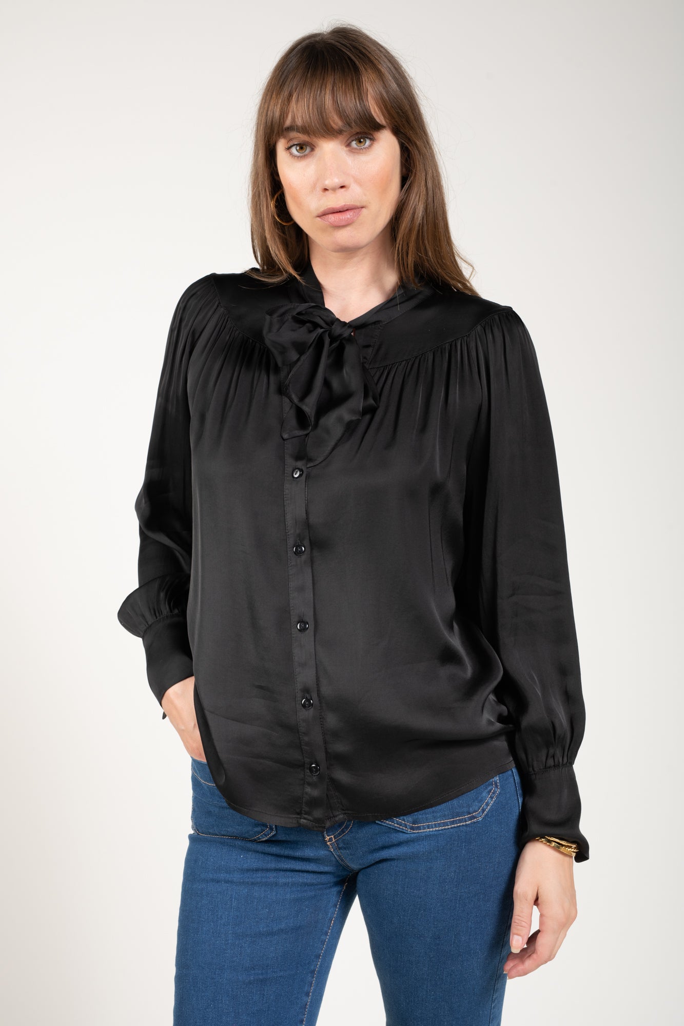 CHEMISE COL LAVALLIÈRE CLÉLIA NOIR