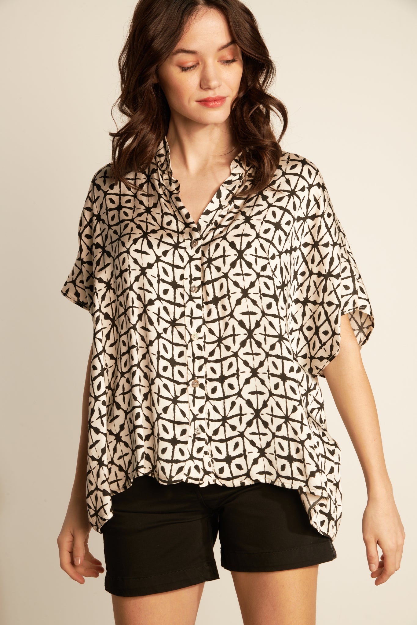 OVER SILKY ETHNIC SHIRT (F503905Q) - NATURAL 77V