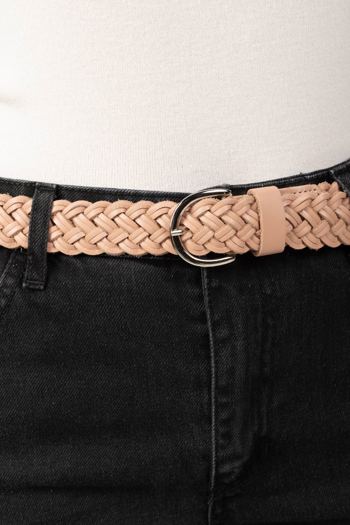 MANON WIDE BRAIDED BELT IN POWDER LEATHER