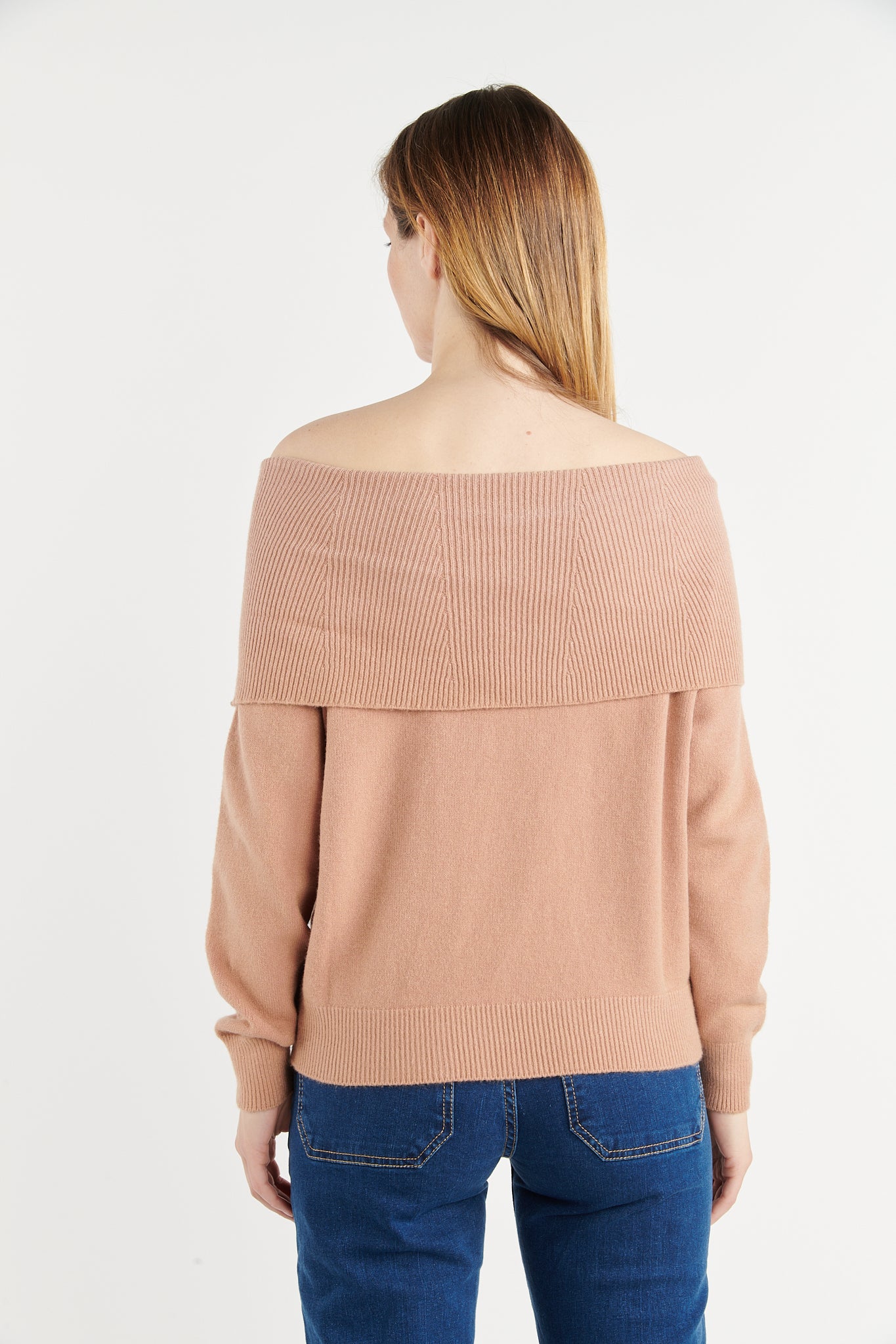 PULL COL BARDOT BIANCA ROSE PLUME