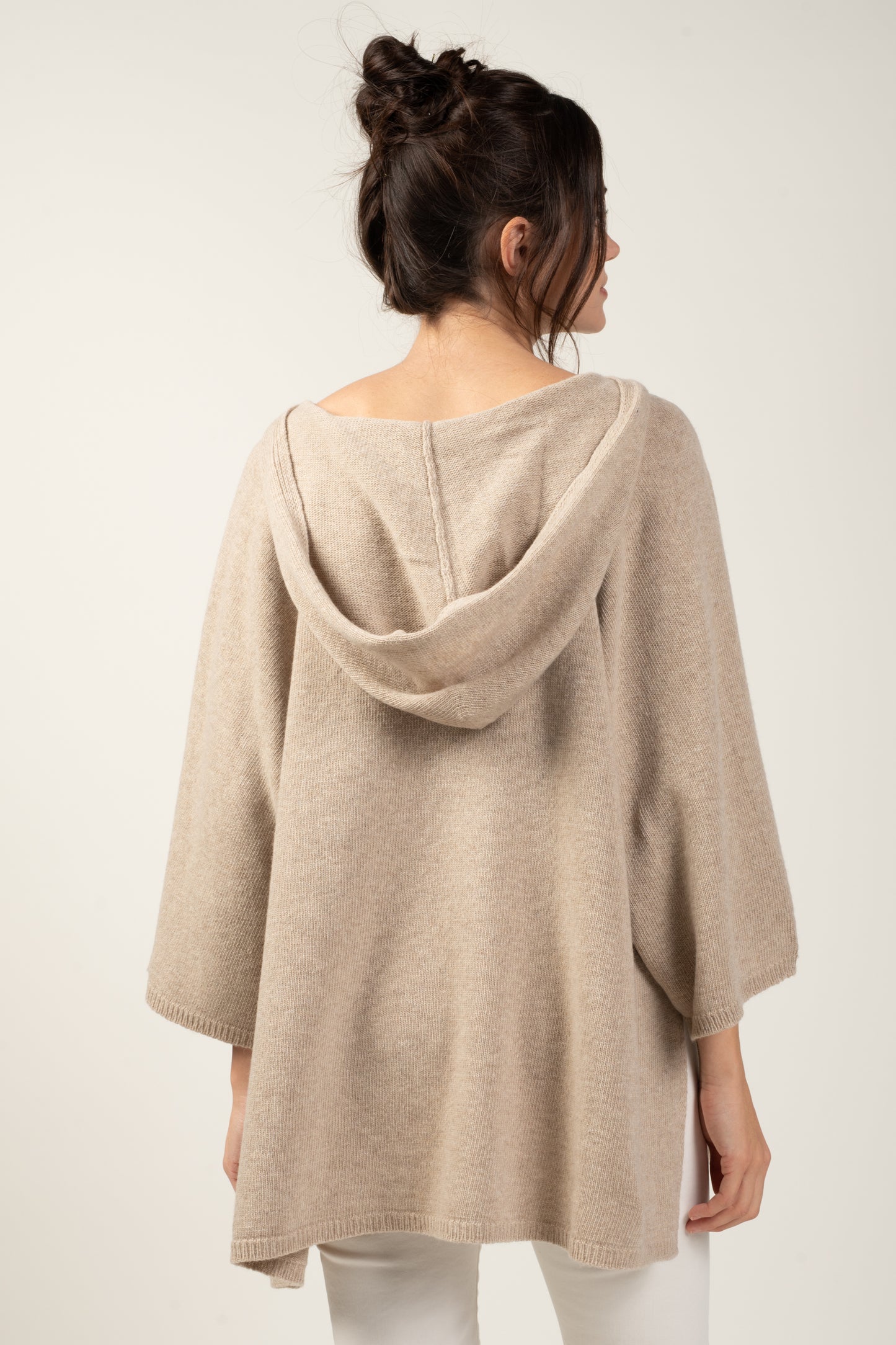 PULL PONCHO CAPUCHE SHARON BEIGE