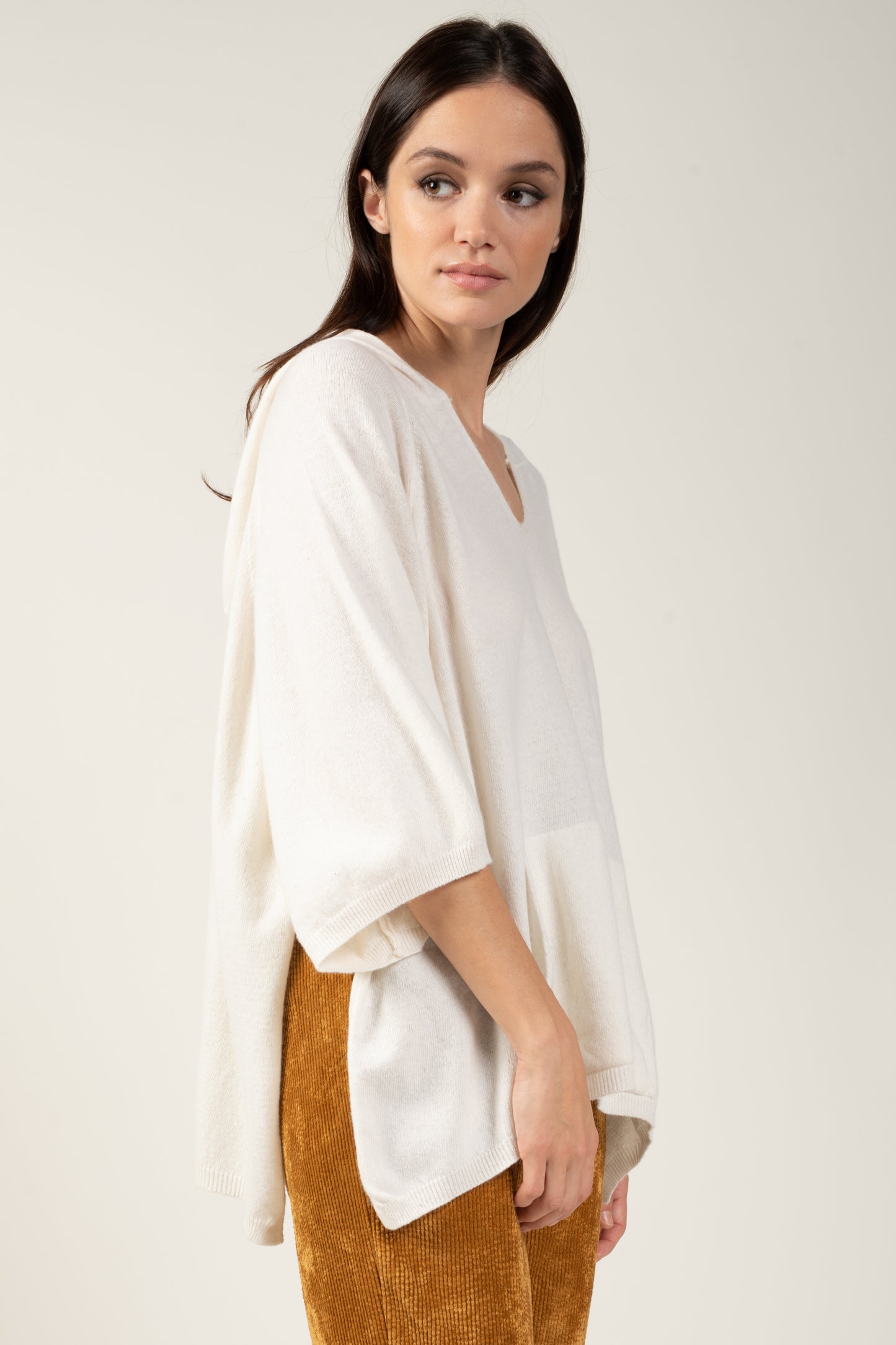 PULL PONCHO CAPUCHE SHARON NATUREL