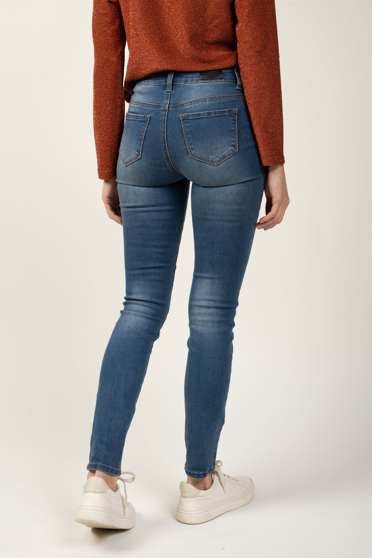 HIGH WAIST SLIM 5-POCKET JEANS - BLUE