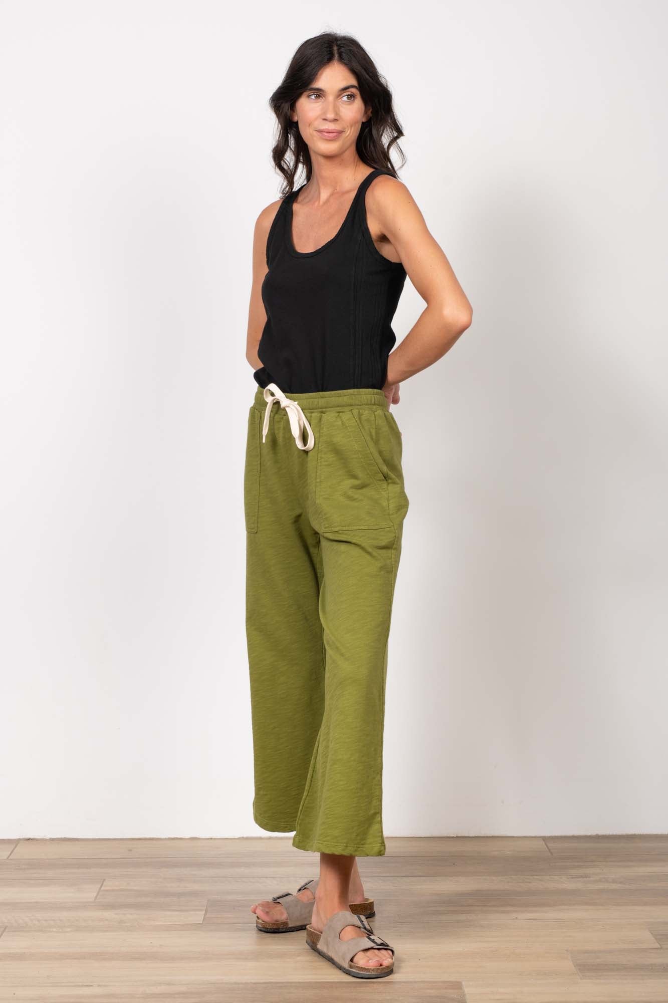 PANTALON ÉVASÉ BAPTISTE COTON ORGANIQUE GOLD OLIVE