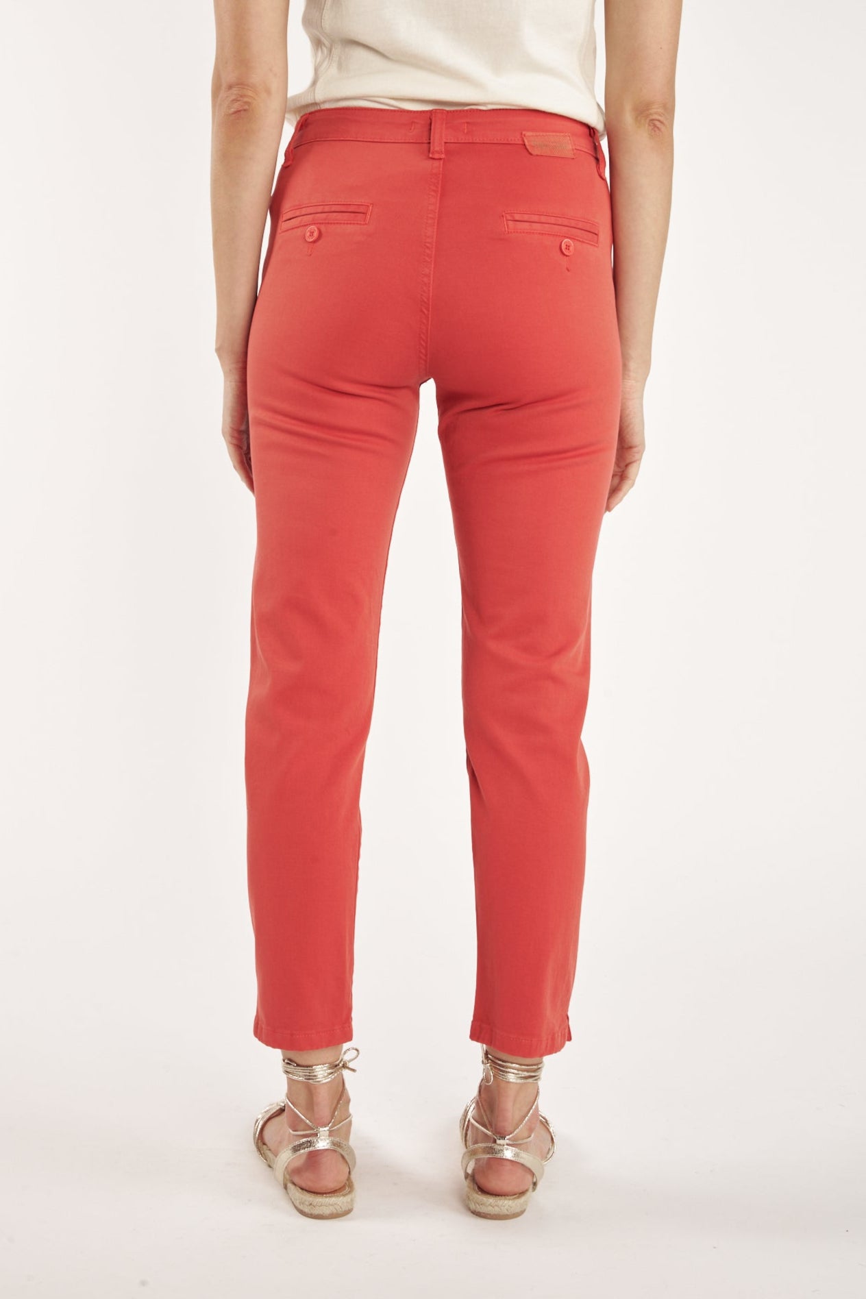 CHINO BASIQUE GARY CORAIL