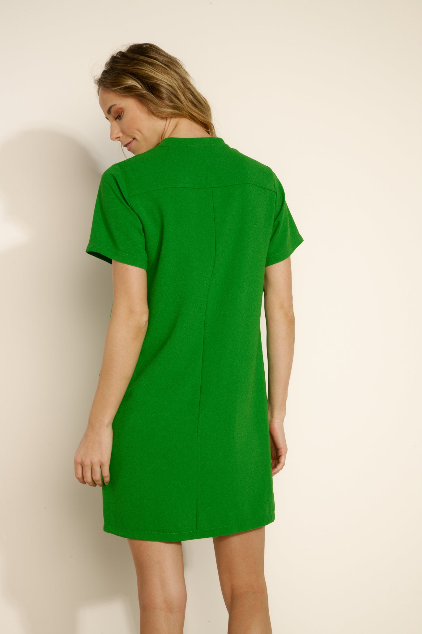 AUDREY GREEN SHORT-SLEEVED DRESS