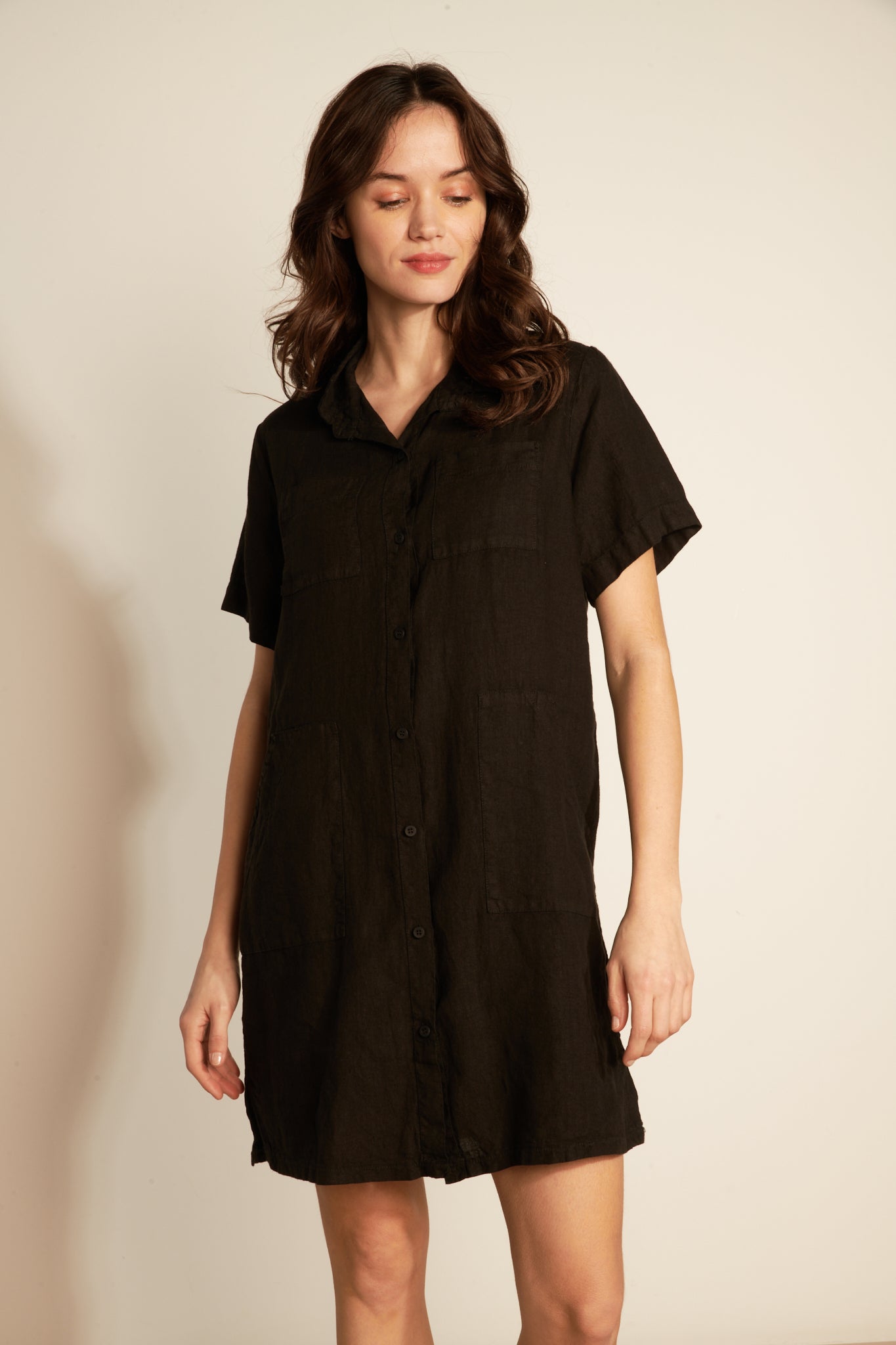 LOOSE SHORT-SLEEVED LINEN DRESS - BLACK