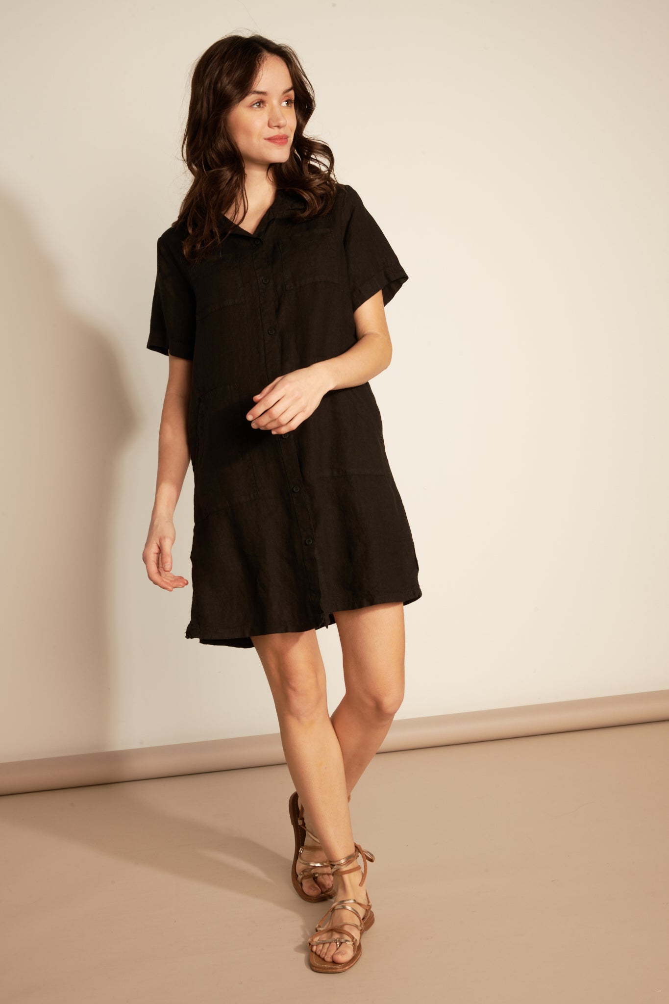 LOOSE SHORT-SLEEVED LINEN DRESS - BLACK