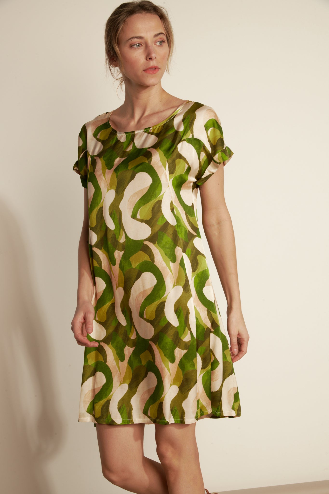 GLAM PRINT FLARE DRESS - JUNGLE LIME