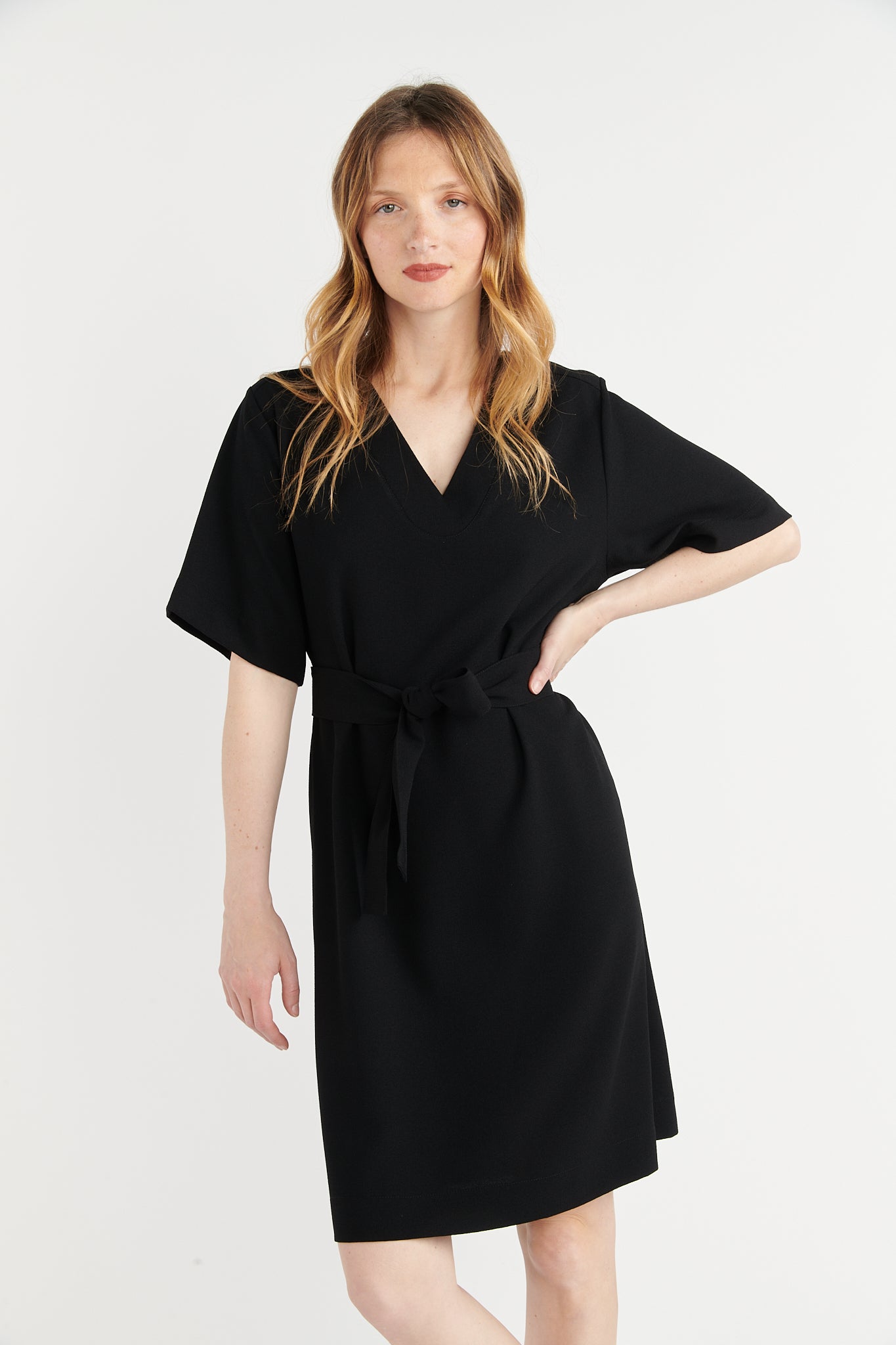 ROBE CEINTURÉE BROOKE NOIRE