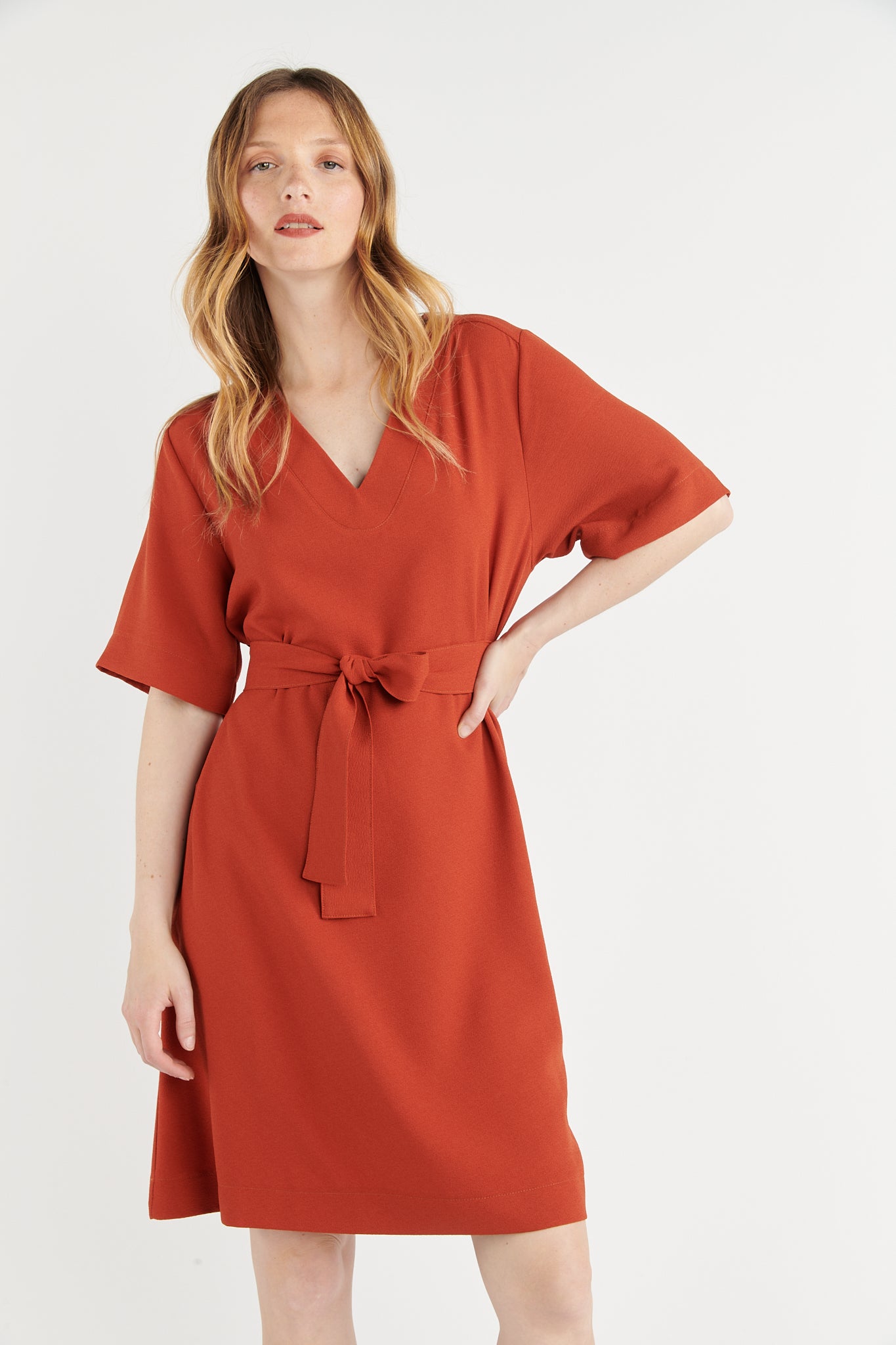 ROBE CEINTURÉE BROOKE ORANGE BRULÉ