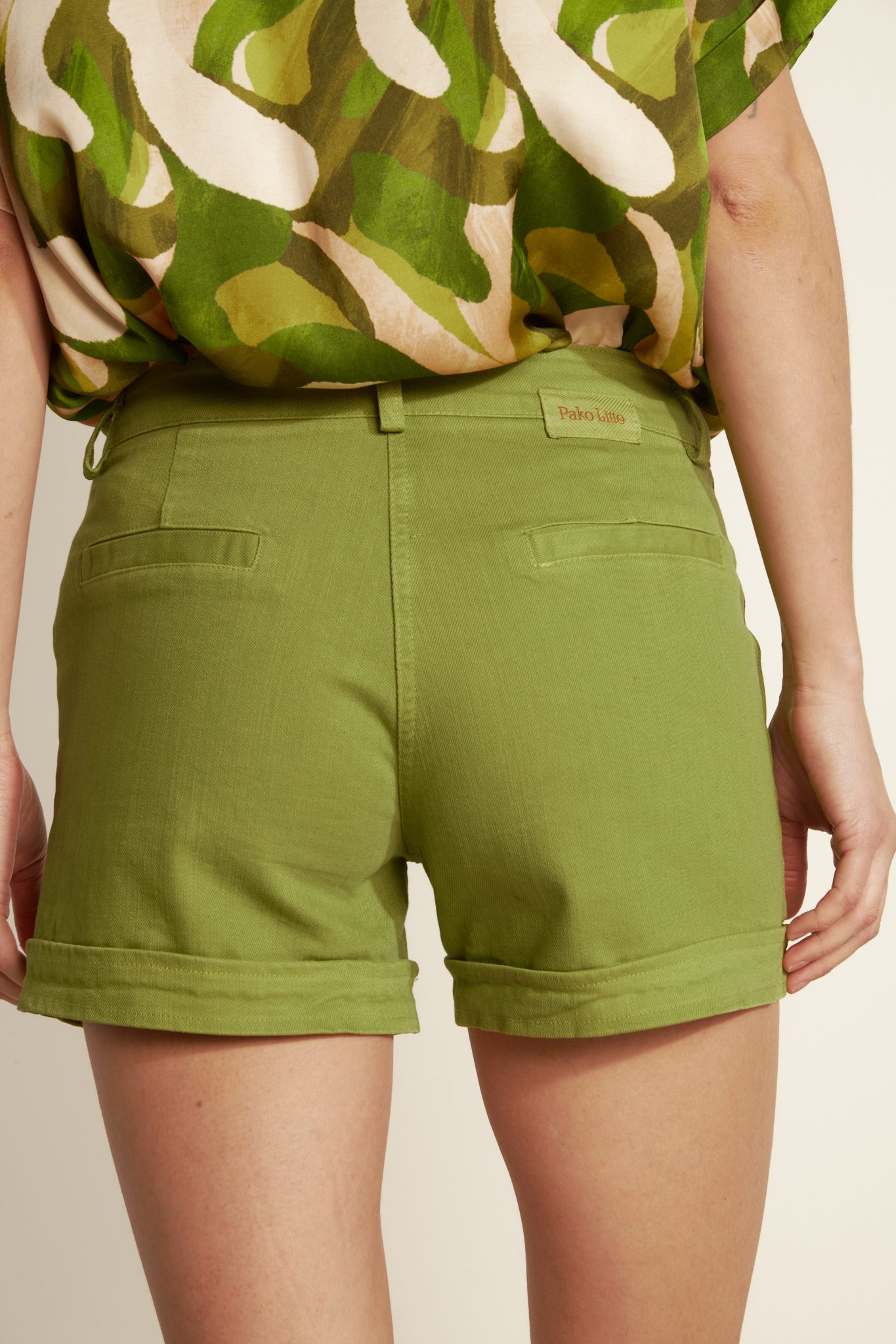 SAFARI STONE FLAME SHORTS - PISTACHIO