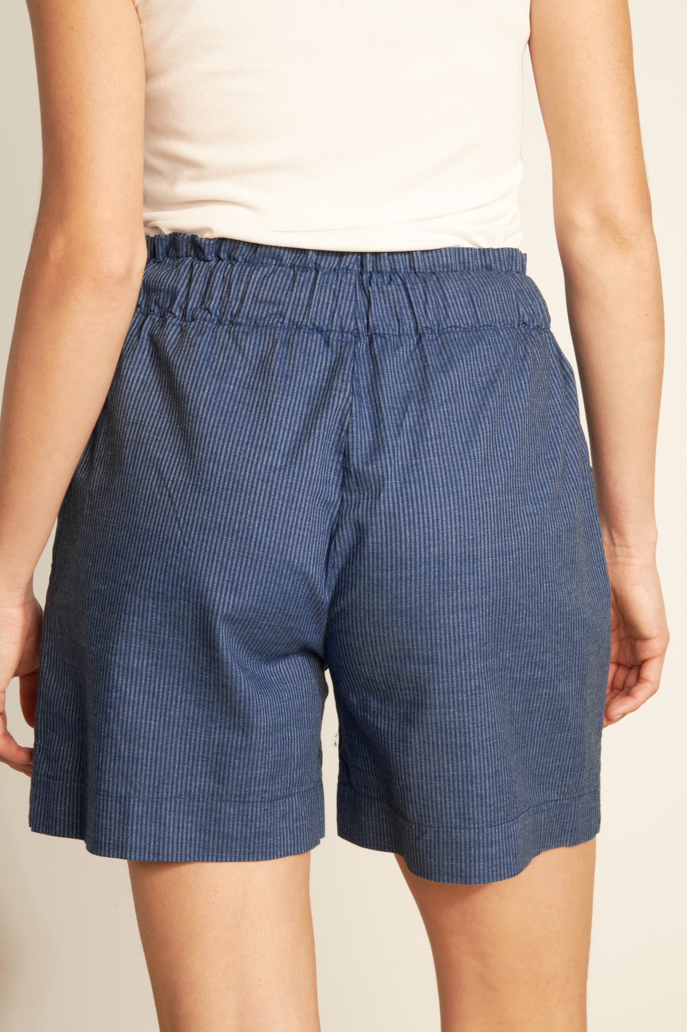 STRIPPED FINE ELASTIC WAIST SHORTS - OCEAN