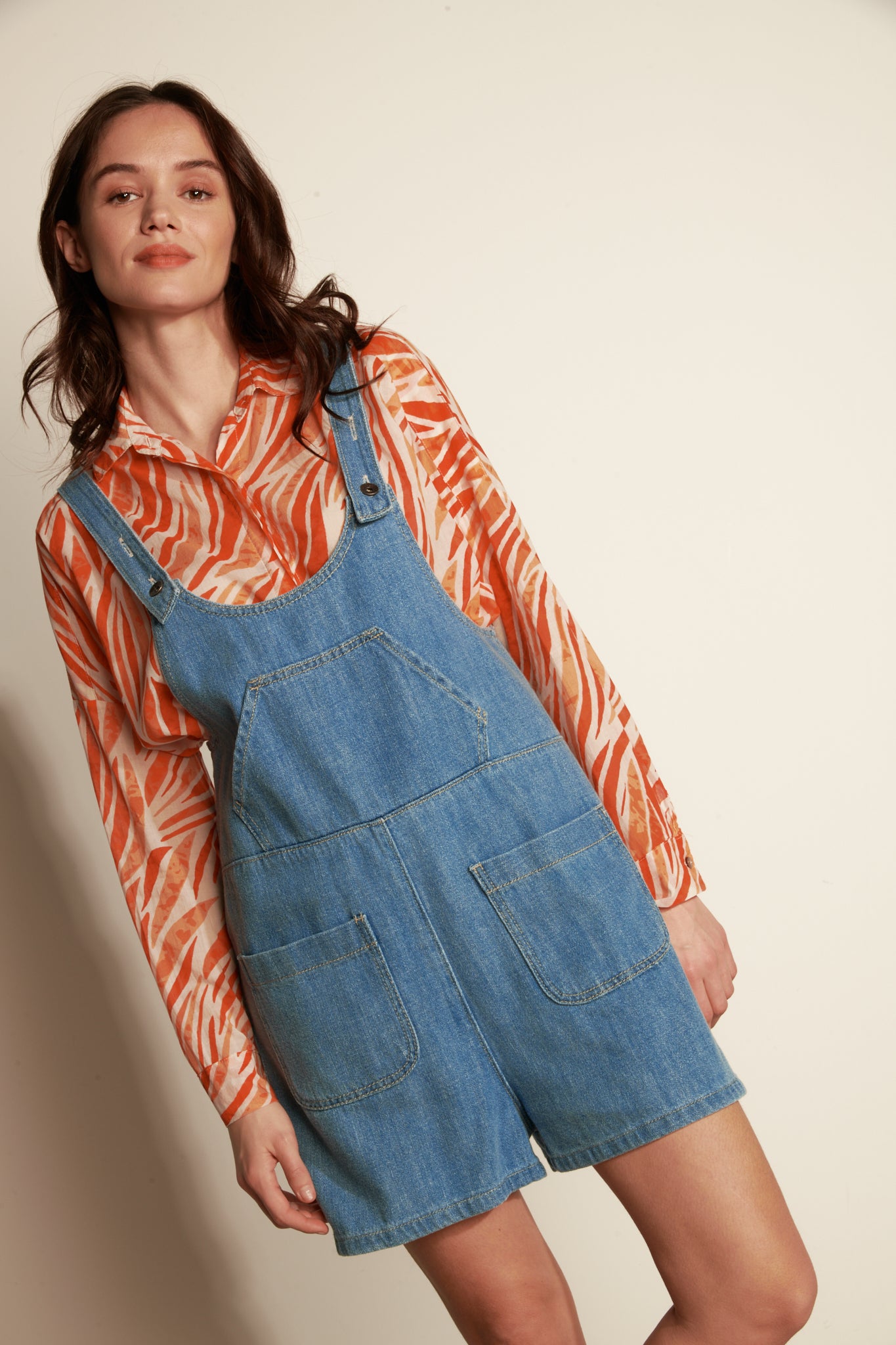 SHORT LIGHT DENIM OVERALLS - LIGHT DENIM