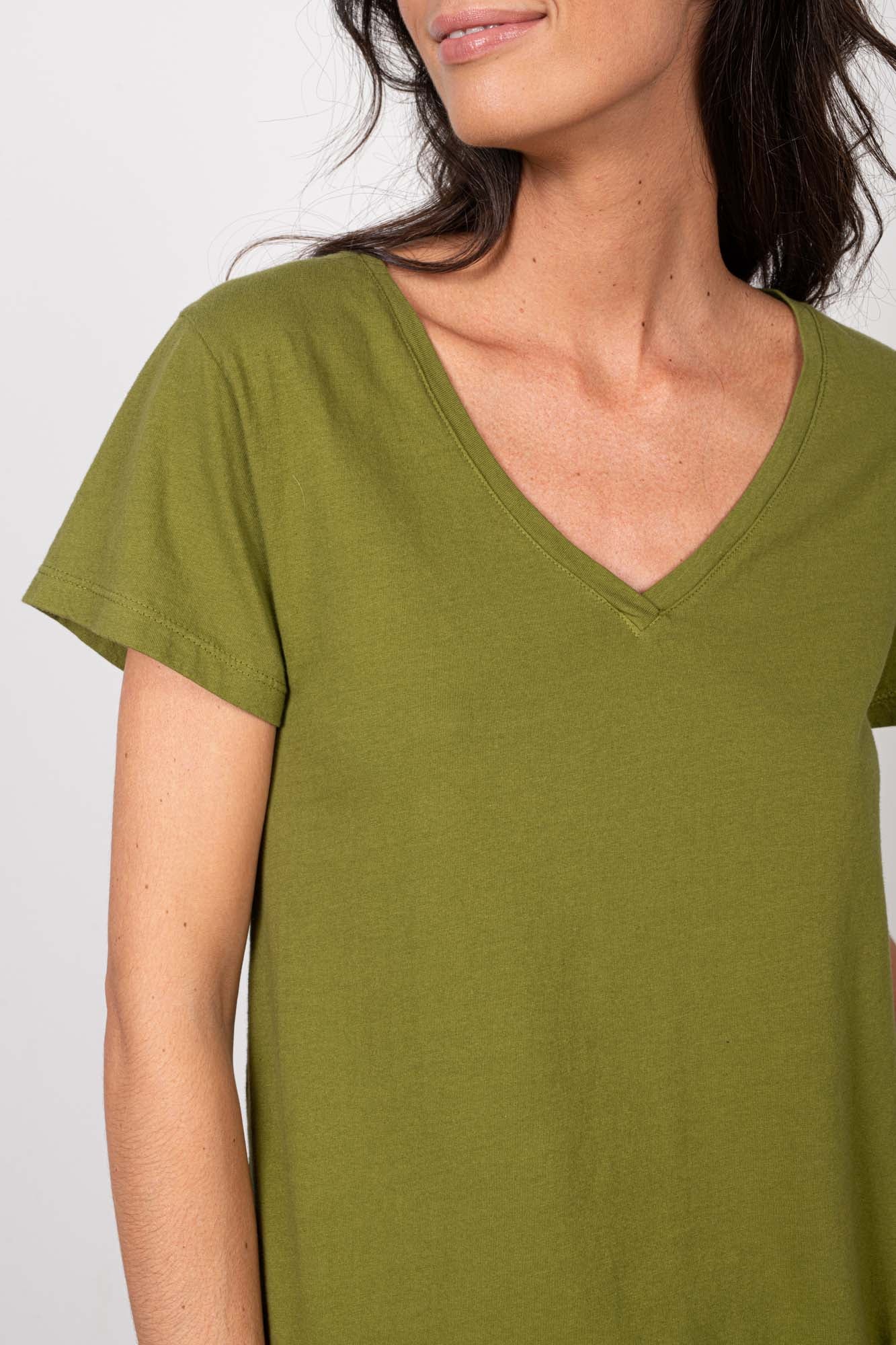 T-SHIRT COL V MANCHES COURTES AMAURY GOLD OLIVE