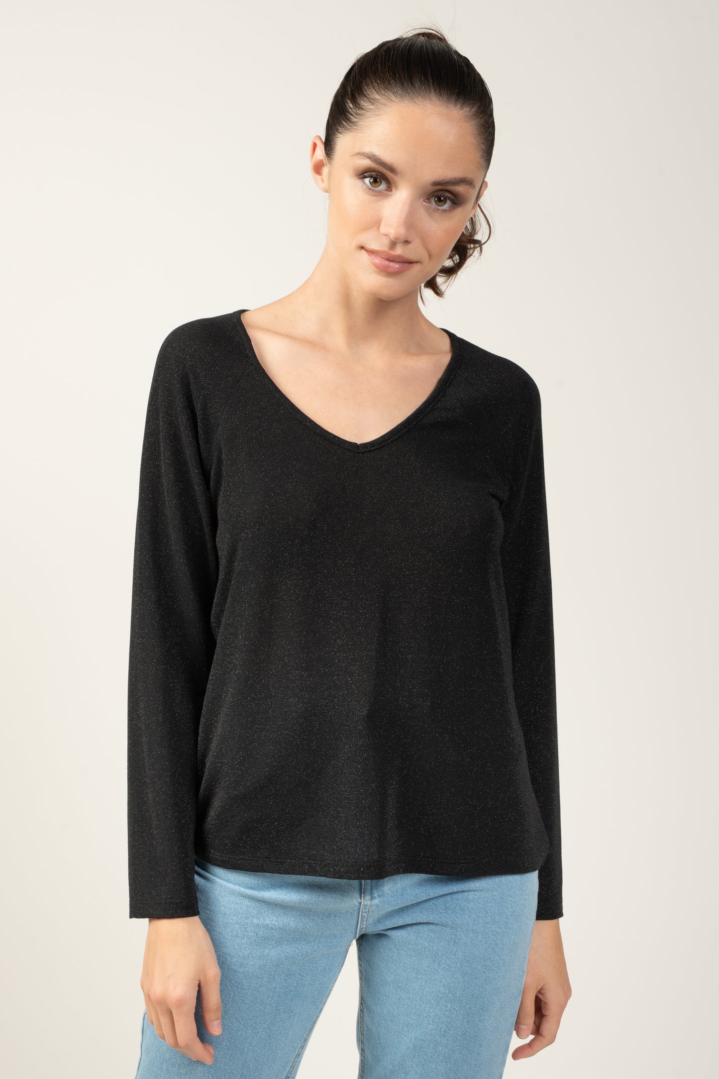 T-SHIRT COL V PAILLETTE LILLY NOIR