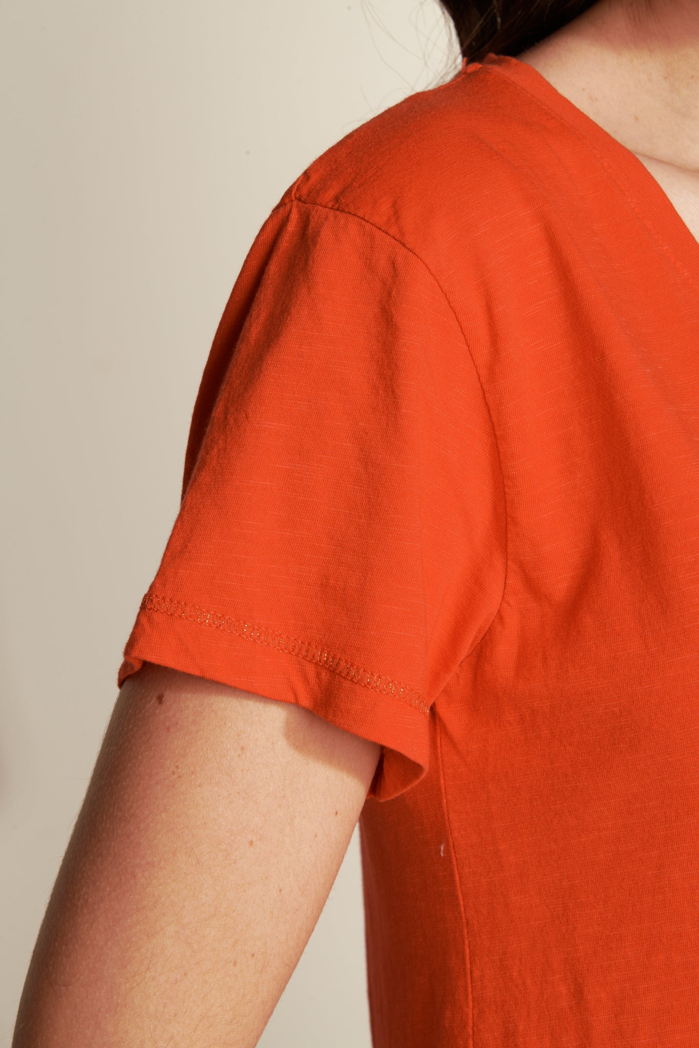 V-NECK TEESHIRT WITH LUREX DETAIL MODAL COTTON - ORANGEADE